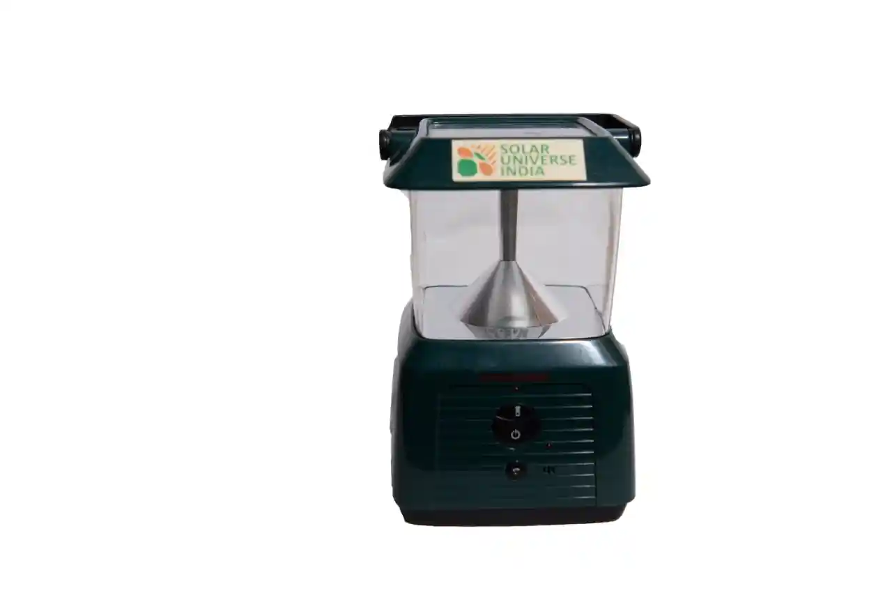 DQ 1605 with Remote, Pest Dispeller & Multi Lighting Options